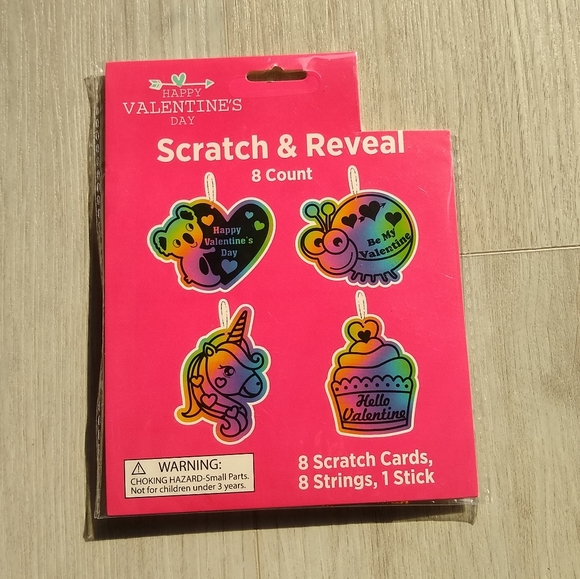 New Scratch & Reveal Valentines Unicorn Koala Cupcake Eight Pack Rainbow Heart - Picture 2 of 4